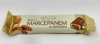 Baton z marcepanem w czekoladzie / Chocolate-covered marzipan bar 50g (35/cs)
